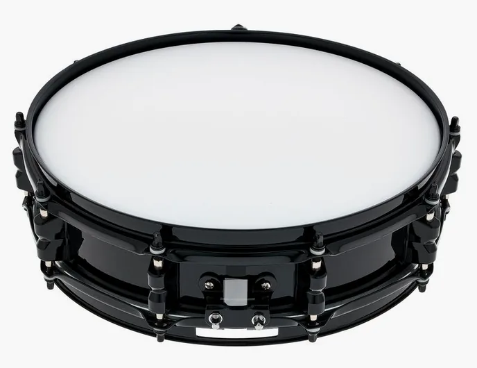 Millenium 13"x3,5" Black Beast Snare, vue de trois quarts, photo 3