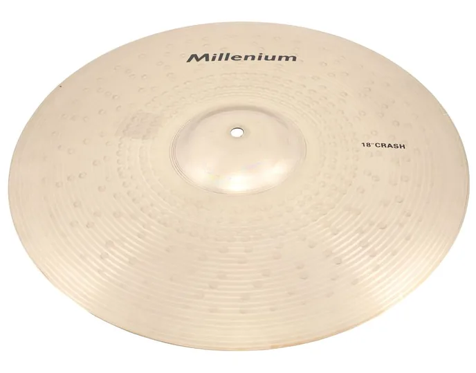 Millenium 18" B20 Crash, vue de près, de face