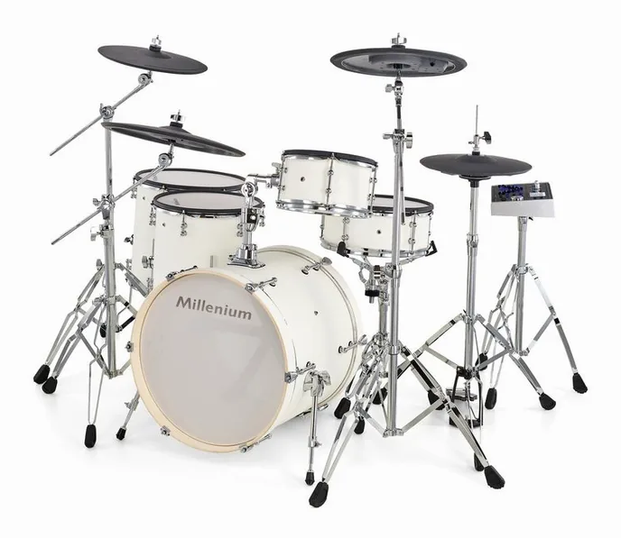 Millenium MPS-1000 D2 E-Drum Set PW, de face sur fond neutre