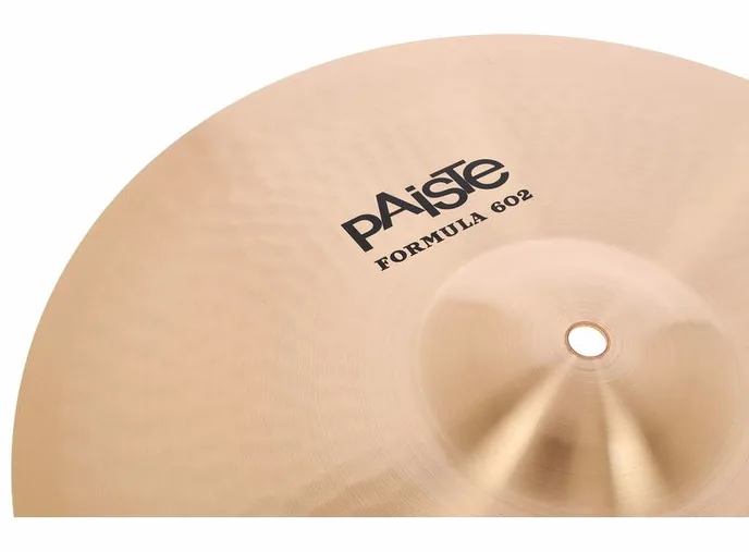 Paiste 15" 602 Sound Edge Hi Hat, sur fond neutre, photo 4