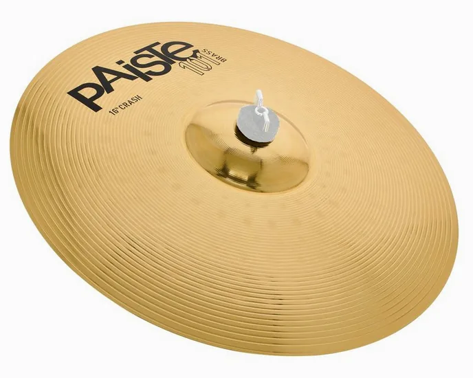 Paiste 16" 101 Crash, de face sur fond neutre