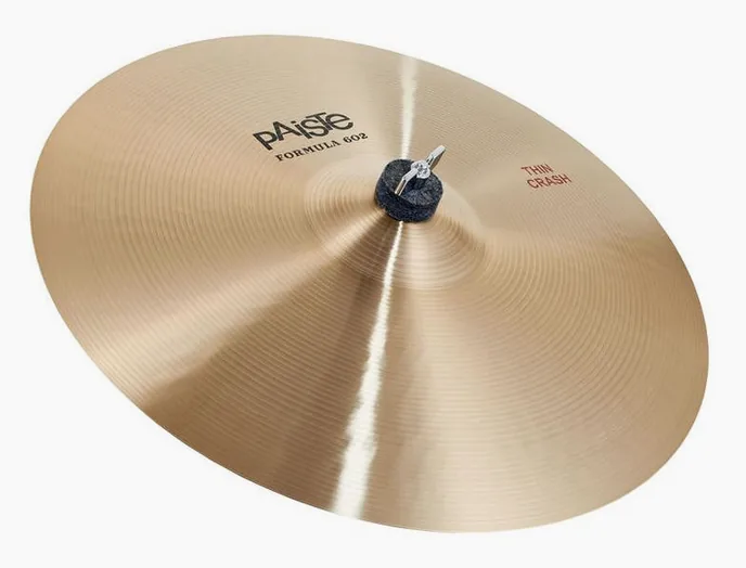 Paiste 16" 602 Thin Crash, sur fond neutre