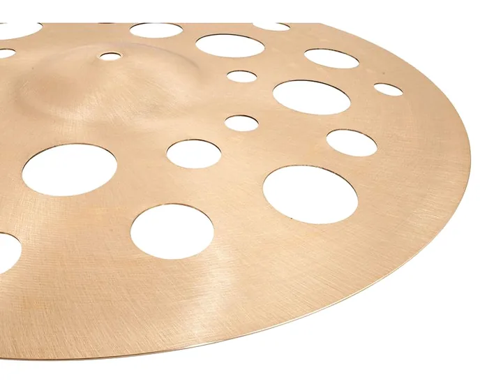 Paiste 18" PSTX Swiss Medium Crash, vue de trois quarts, photo 4
