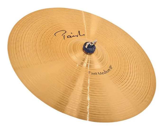 Paiste 18" Signature Fast Med. Crash, sur fond neutre
