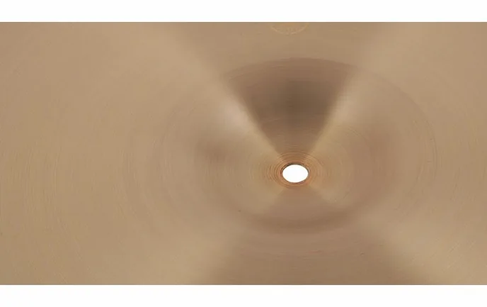 Paiste 20" Giant Beat Thin Crash, vue de profil, photo 4