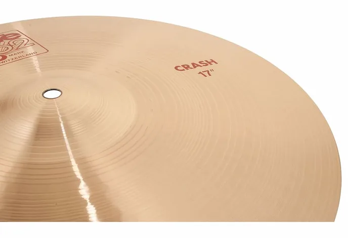 Paiste 2002 Classic 17" Crash, sur fond neutre, photo 4