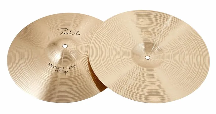 Paiste 14" Signature Medium Hi-Hat, vue de trois quarts, photo 2