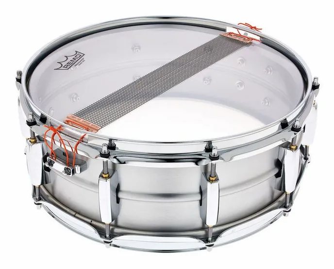 Pearl 14"x05" Sensitone Aluminium, vue de trois quarts, photo 4