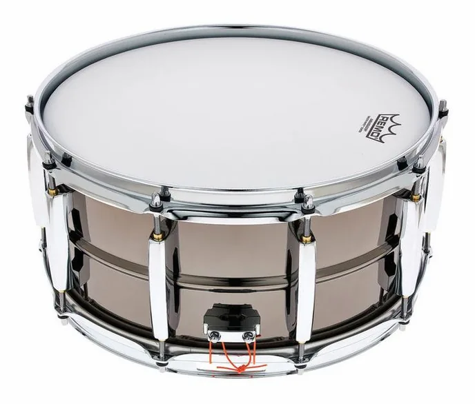 Pearl 14"x6,5" Sensitone Brass, vue de profil, photo 2
