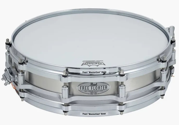 Pearl 14"x3,5" Free Floating Steel, de face sur fond neutre