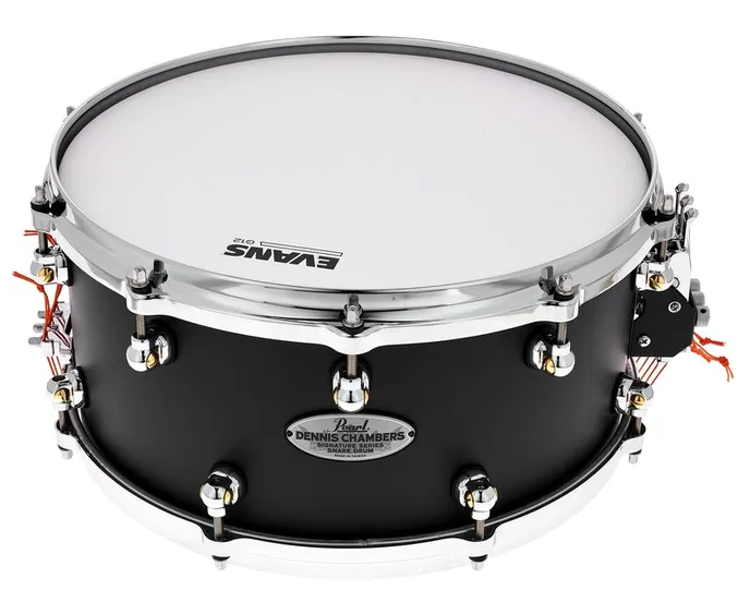 Pearl DC1465S Dennis Chambers Snare, vue de près, de face