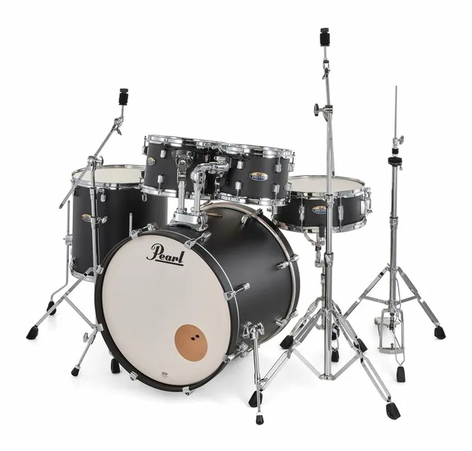 Pearl Decade Maple Standard S. Black, de face sur fond neutre