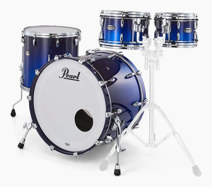 Pearl Masters Maple 22" 4-pc S. #858, sur fond neutre