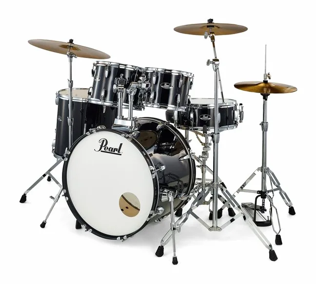 Pearl Roadshow 22" Plus Jet Black, de face sur fond neutre