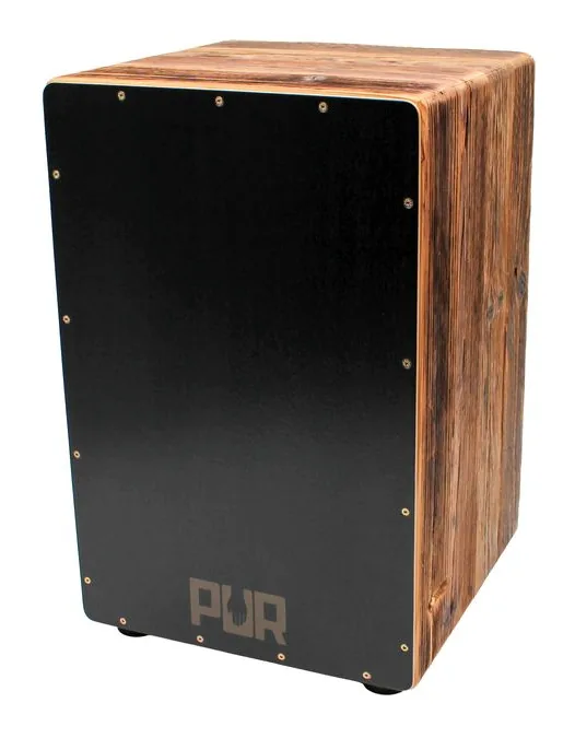 PUR 15th Anniv. Edition Old Black, sur fond neutre