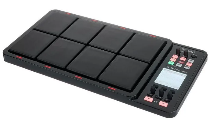 Roland SPD-30-BK Octapad, sur fond neutre