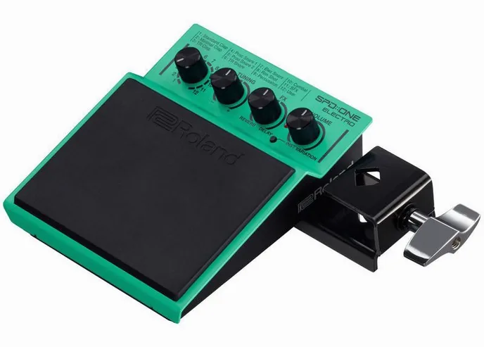 Roland SPD::ONE Electro, sur fond neutre