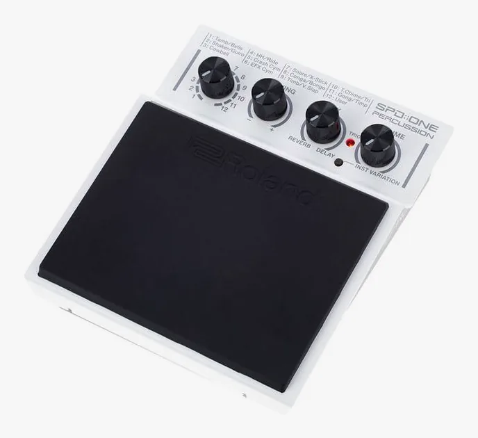 Roland SPD::ONE Percussion, de face sur fond neutre
