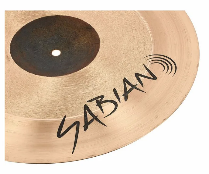 Sabian 16" AAX Freq Crash, vue de trois quarts, photo 4