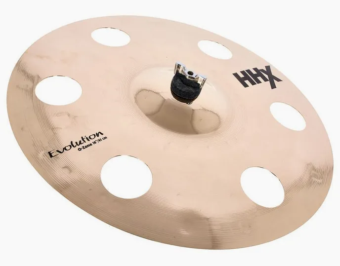 Sabian 16" HHX Evolution O-Zone Crash, de face sur fond neutre