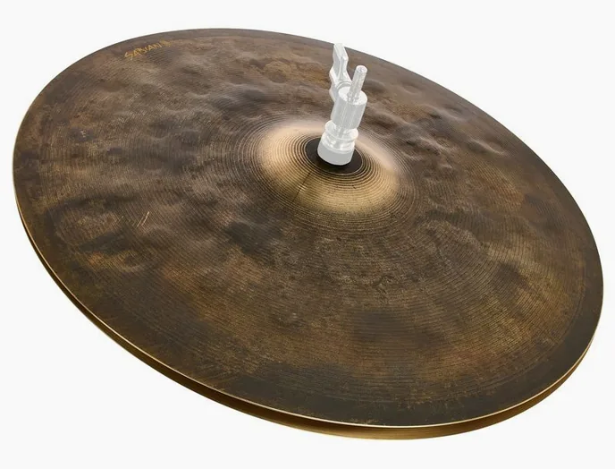 Sabian 16" Stratus Dry Hi-Hat, sur fond neutre