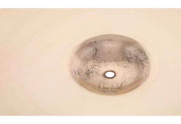 Sabian 18" HHX Evolution Crash, vue de trois quarts, photo 4