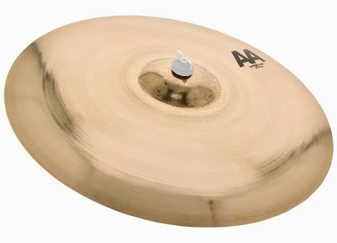 Sabian 22" AA Spotlight Crash, sur fond neutre
