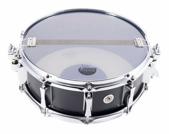 Sonor 14"x5,25" Signature G.Harrison, vue de près, photo 4