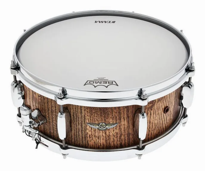 Tama 14"x5,5" Star Walnut Snare RSC, vue de face