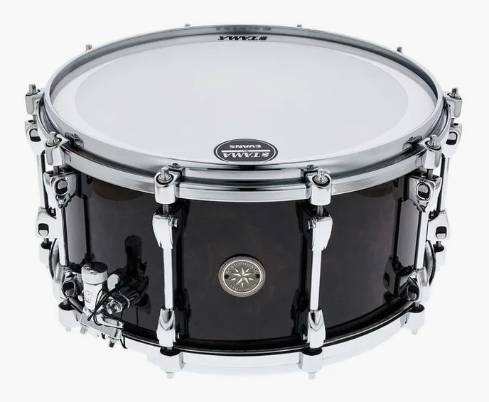 Tama 14"x7" Starphonic Black Walnut, sur fond neutre