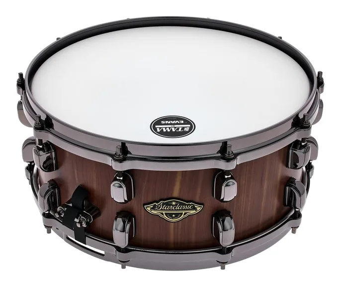 Tama 14"x6" Starcl. Walnut/B. MBC, de face sur fond neutre
