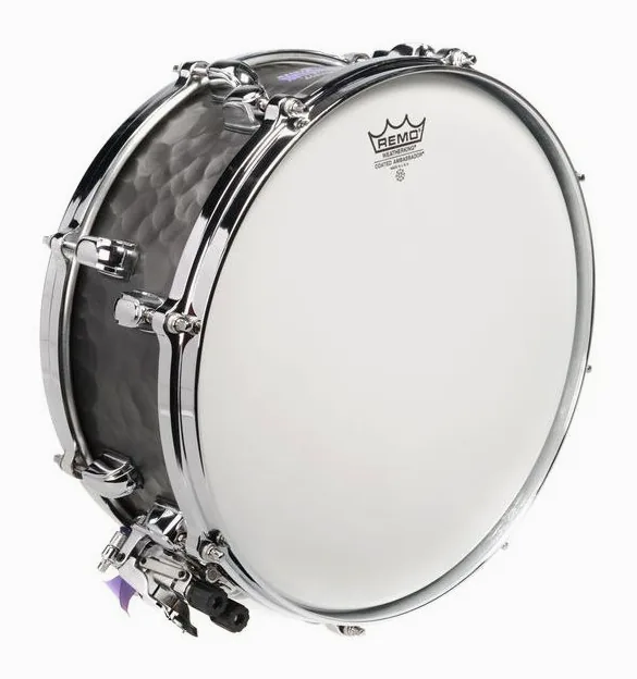 Tama MP1455ST 14x5,5" Mike Portnoy, vue de trois quarts, photo 2