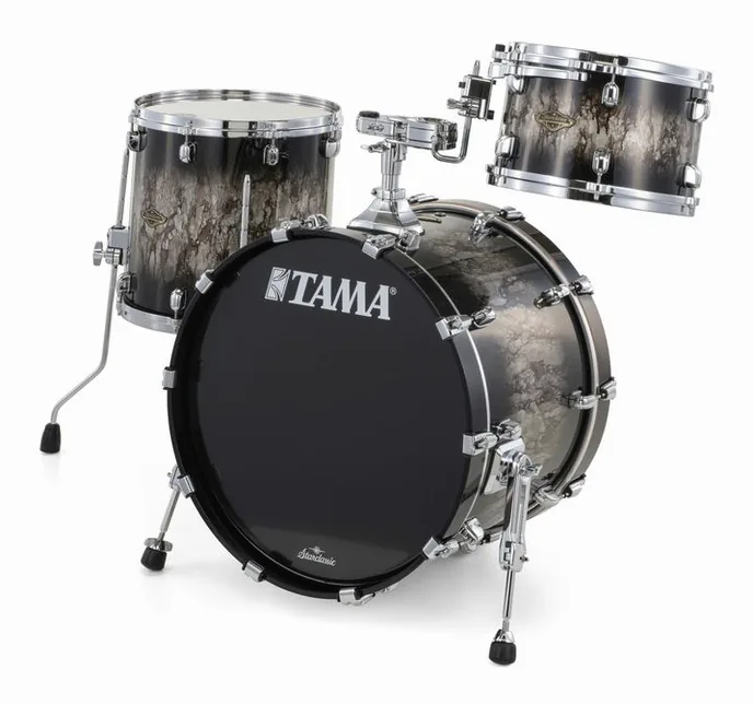Tama Starcl. Walnut/Birch 20" -MPB, de face sur fond neutre