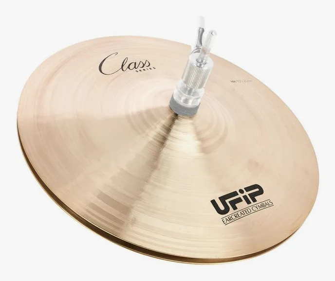 Ufip 10" Class Series Hi-Hat medium, sur fond neutre