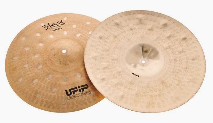 Ufip 15" Blast Extra Dry Hi-Hat, vue de face, photo 3