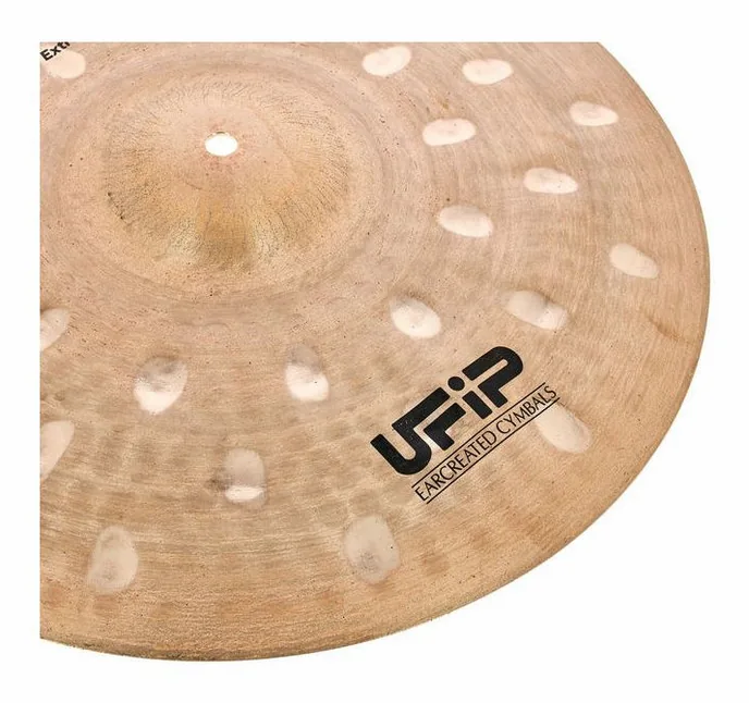 Ufip 16" Blast Extra Dry Crash, vue de face, photo 4