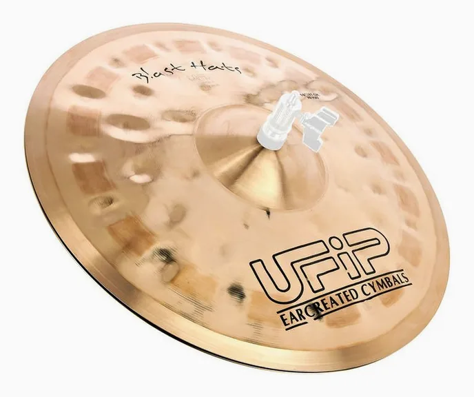 Ufip 16" Blast Series Hi-Hat, sur fond neutre