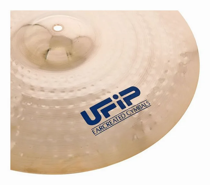 Ufip 17" Bionic Series Crash, vue de trois quarts, photo 4