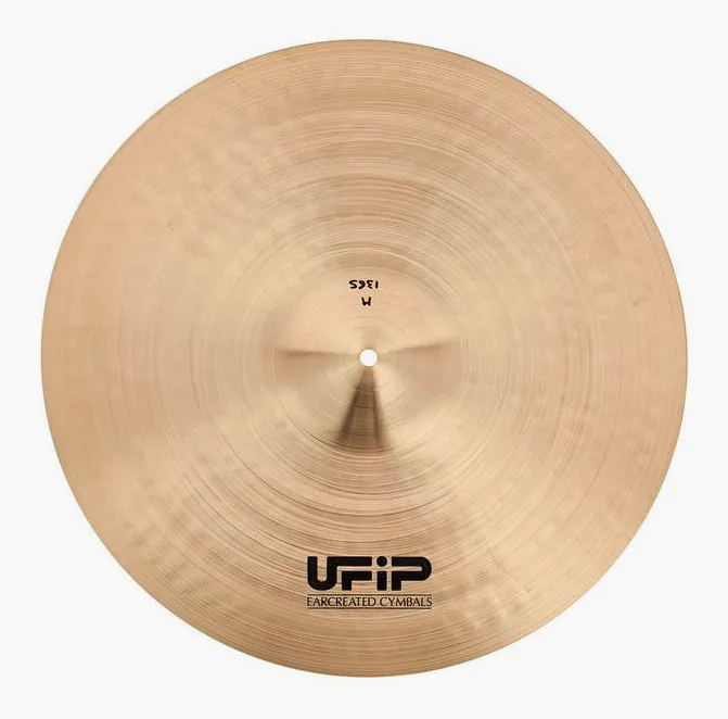 Ufip 18" Class Series Crash Medium, sur fond neutre, photo 2