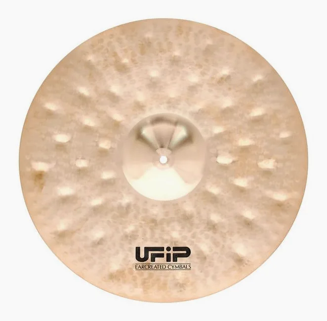 Ufip 19" Blast Extra Dry Crash, vue de face, photo 2