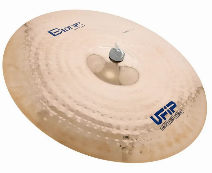 Ufip 20" Bionic Series Crash, de face sur fond neutre