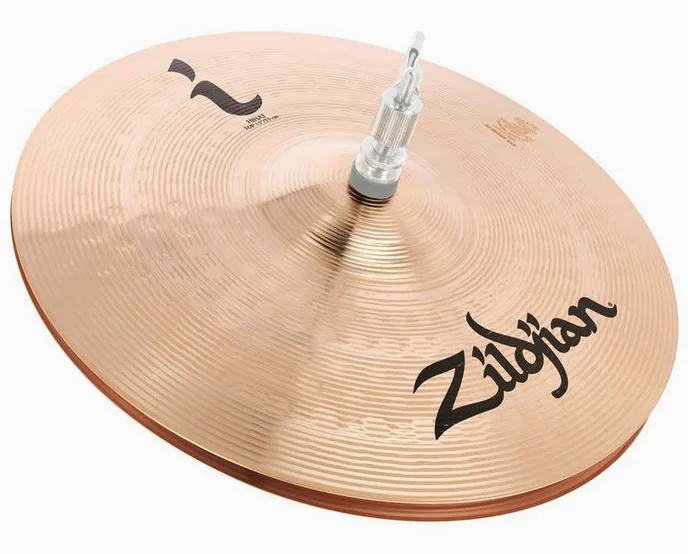 Zildjian 13" I Family Hi-Hat, de face sur fond neutre
