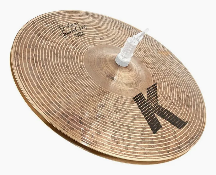 Zildjian 14" K Custom Special Dry Hats, de face sur fond neutre