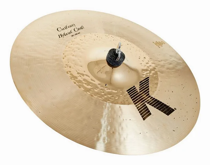 Zildjian 16" K-Custom Hybrid Crash, sur fond neutre