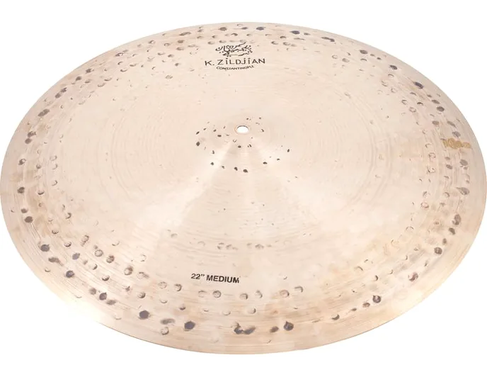 Zildjian 22" K Constantinople Med. Ride, sur fond neutre