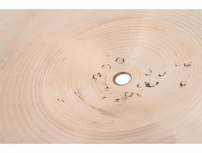 Zildjian 22" K Constantinople Med. Ride, sur fond neutre, photo 4