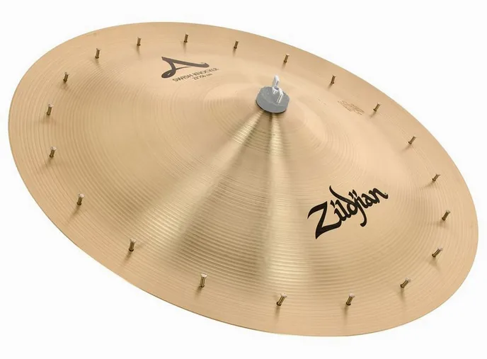 Zildjian 22" Swish Knocker with Rivets, de face sur fond neutre