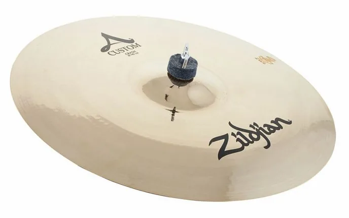 Zildjian 16" A-Custom Crash, sur fond neutre