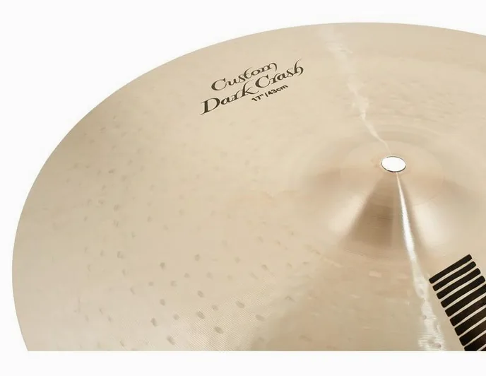 Zildjian 17" K-Custom Dark Crash, vue de trois quarts, photo 3