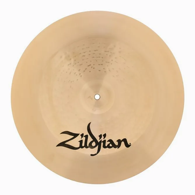 Zildjian 17" K-Custom Dark China, sur fond neutre, photo 2
